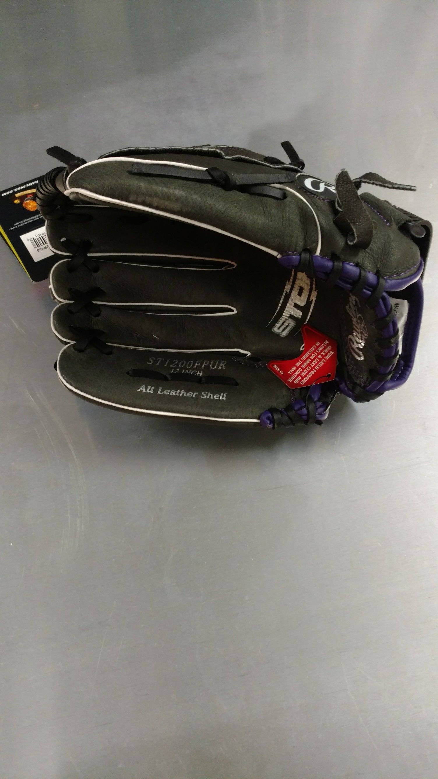 Baseball glove softball glove