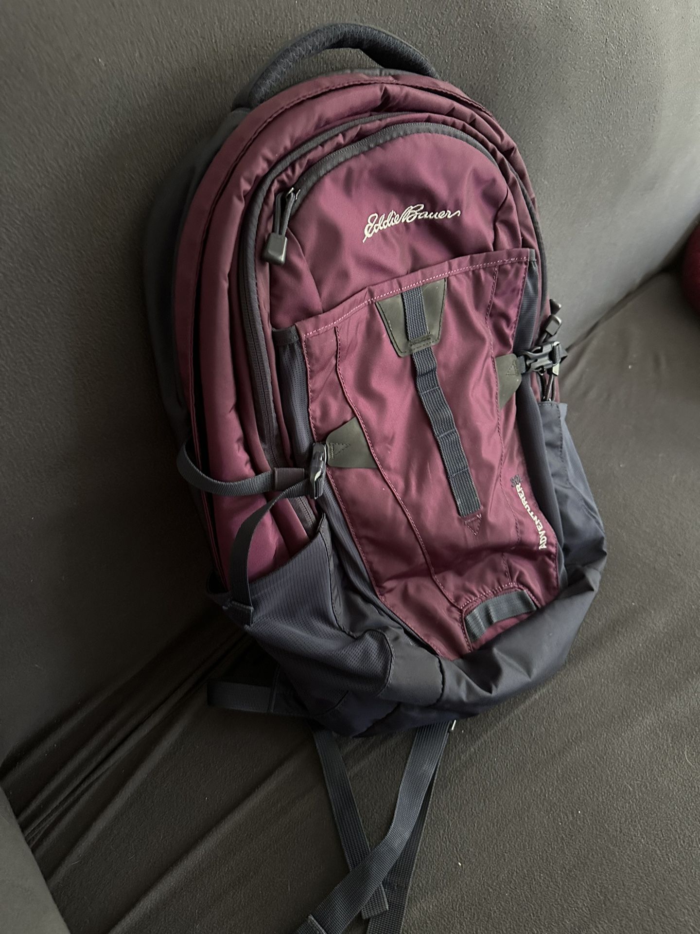 Eddie Bauer Adventurer 30L Women s Backpack for Sale in Evanston