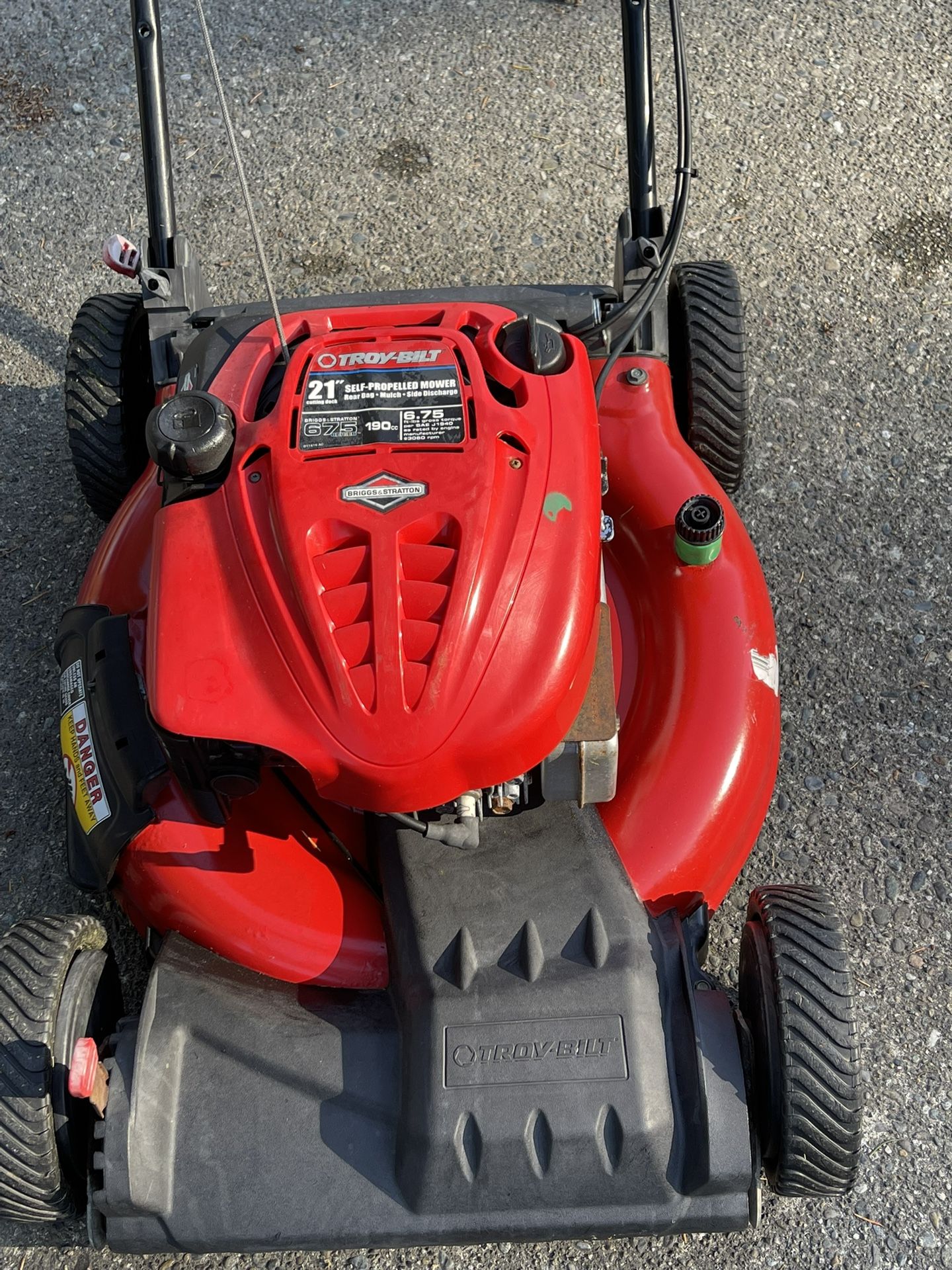 Troy Built, (Lawnmower)