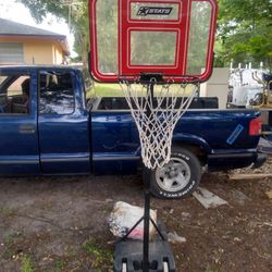 Basketball Goal 