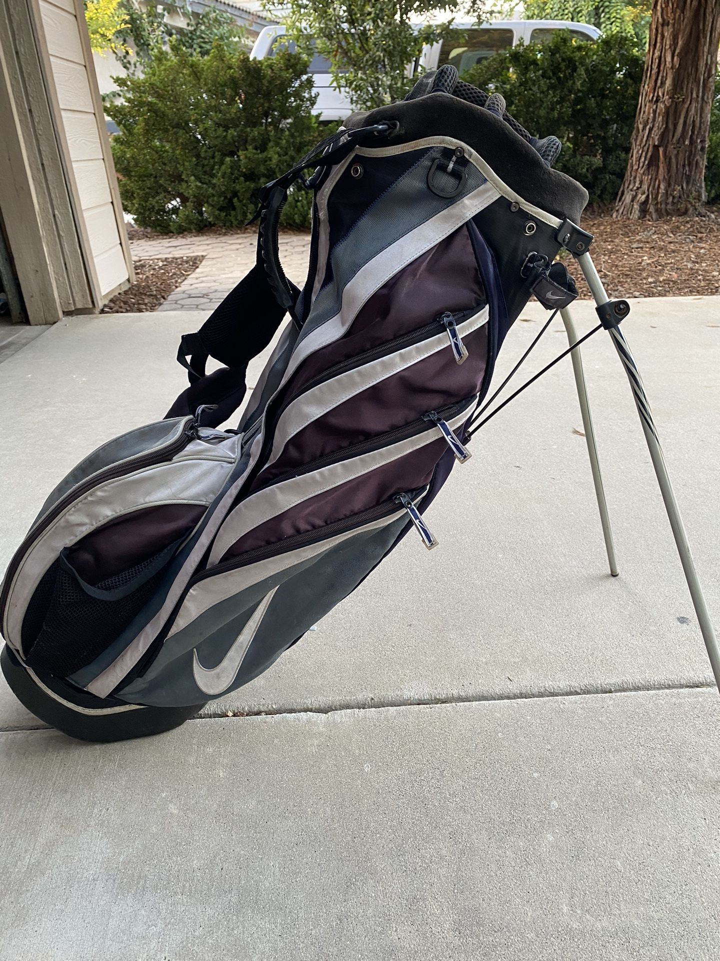 Nike Golf Bag for Sale in Fresno, CA OfferUp