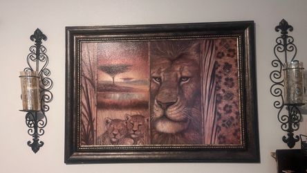 Lion frame with sconces
