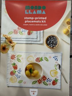 New: Mondo Llama Stamp Printed Placemats Kit Makes 4, Stamps, Paint, String