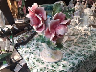 Gorgeous Looking Vase From ITALY Beautiful Flowers On It
