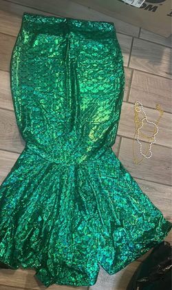 Mermaid skirt size SMALL,medium,Large & XL NEW