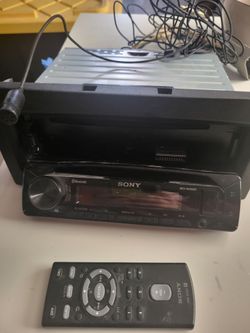 Car Audio Bluethooth,https://offerup.com/redirect/?o=QU0uRk0=. CD, microphone,control