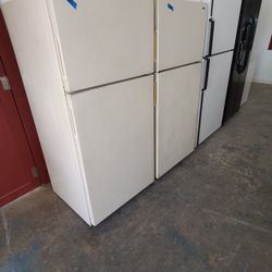 Refrigerator Apt Size Have 2  Of Them