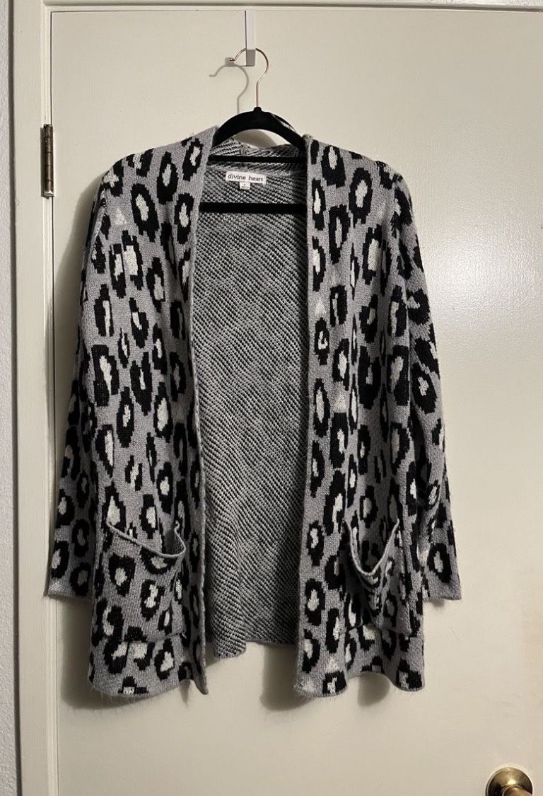 Cheetah print sweater