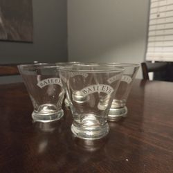 Cocktail Glasses Baileys