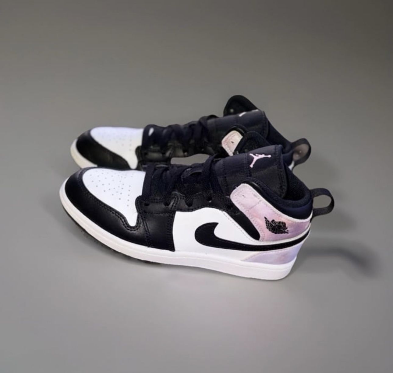 Jordan 1 Mid SE Zen Master Black White Pink Size 3Y Youth GS