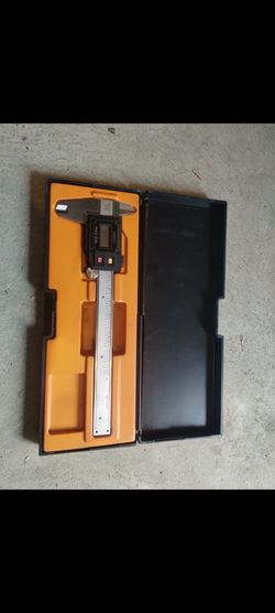 Max Cal digital caliper tool