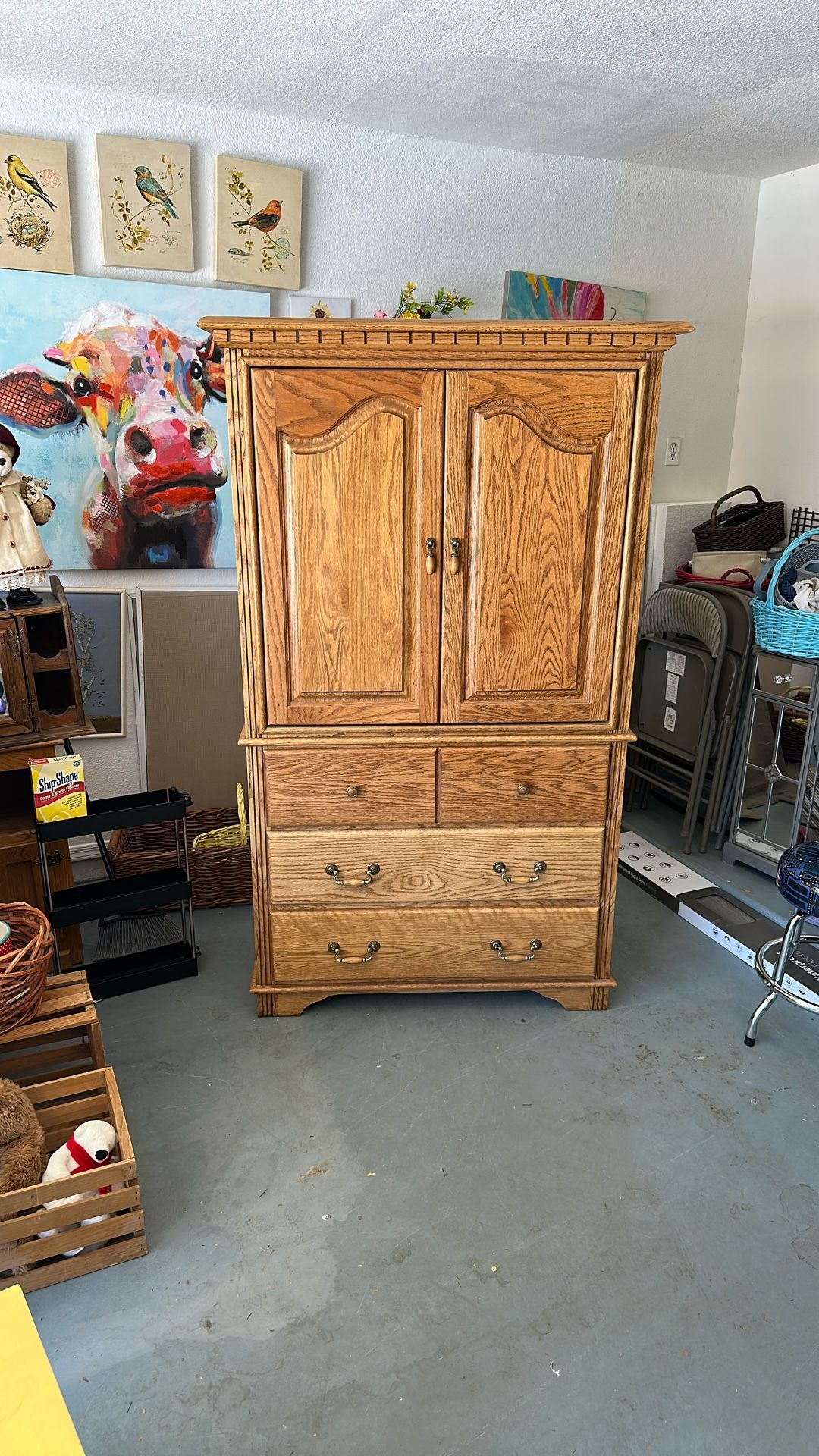 Armoire/Dresser