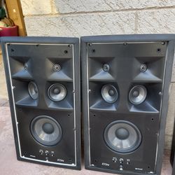 In Wall Cínema Speakers  Episode HT-700 Series And 2 Polk Audio 