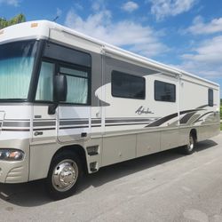 2003 WINNEBAGO 38 G