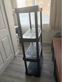 Like new shelf