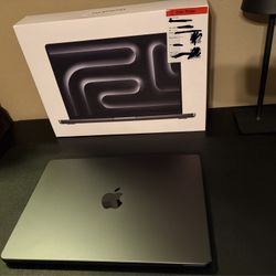 14 Inch MacBook Pro, m3 Chip With 18ram/1TB Storage