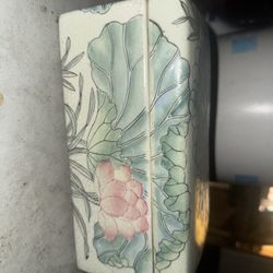 Vintage Chines Hand Painted Jewelry Box 