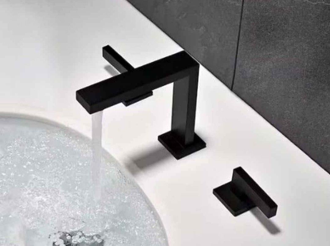 Matte Black Solid Brass Dual Handle Bathroom Faucet