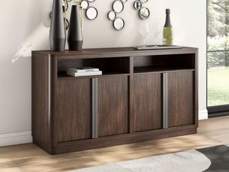 Rich brown finish dining server w/versatile functionality 