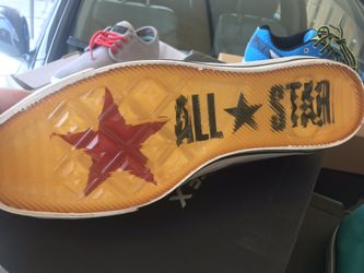Converse shoe
