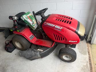 Tractor 42in Troybilt