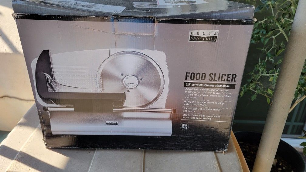 Bella Meat Slicer