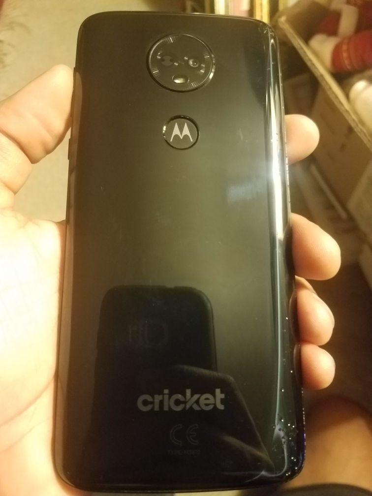 6" Motorola Moto E5 Supra 32GB Cricket fingerprint