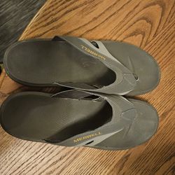Merrell Flip Flops - Size 12