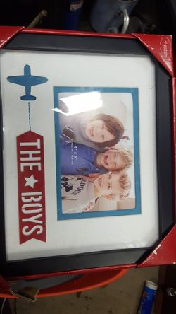 Brand new 4 x 6 picture frame