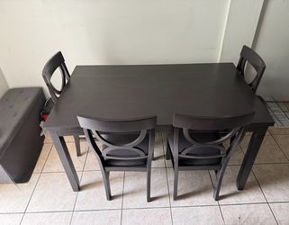 Dining set with 4 chairs and 1 bench