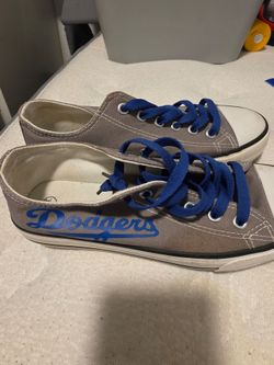 Womens Dodgers no name tennies