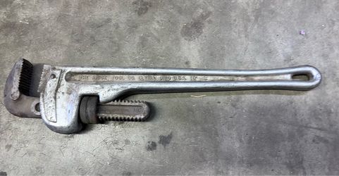 RIDGID 18” Aluminum Pipe Wrench