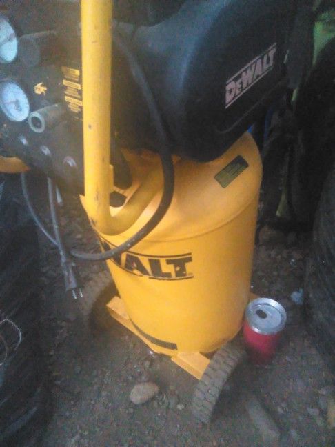DeWalt Air Compressor