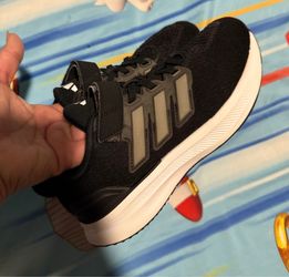 Adidas size 3y