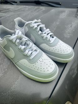 Nikes (11-Mens)