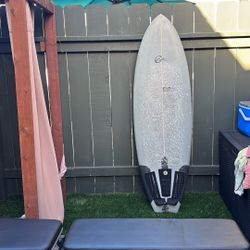 5’8 Balti Quad Surfboard