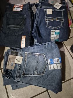 Cinch n ariat new, original,  tags  on 32/32 $65 each  no exemption  seagoville tx