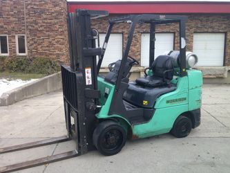 Mitsubishi 6000 LB. Capacity Forklift