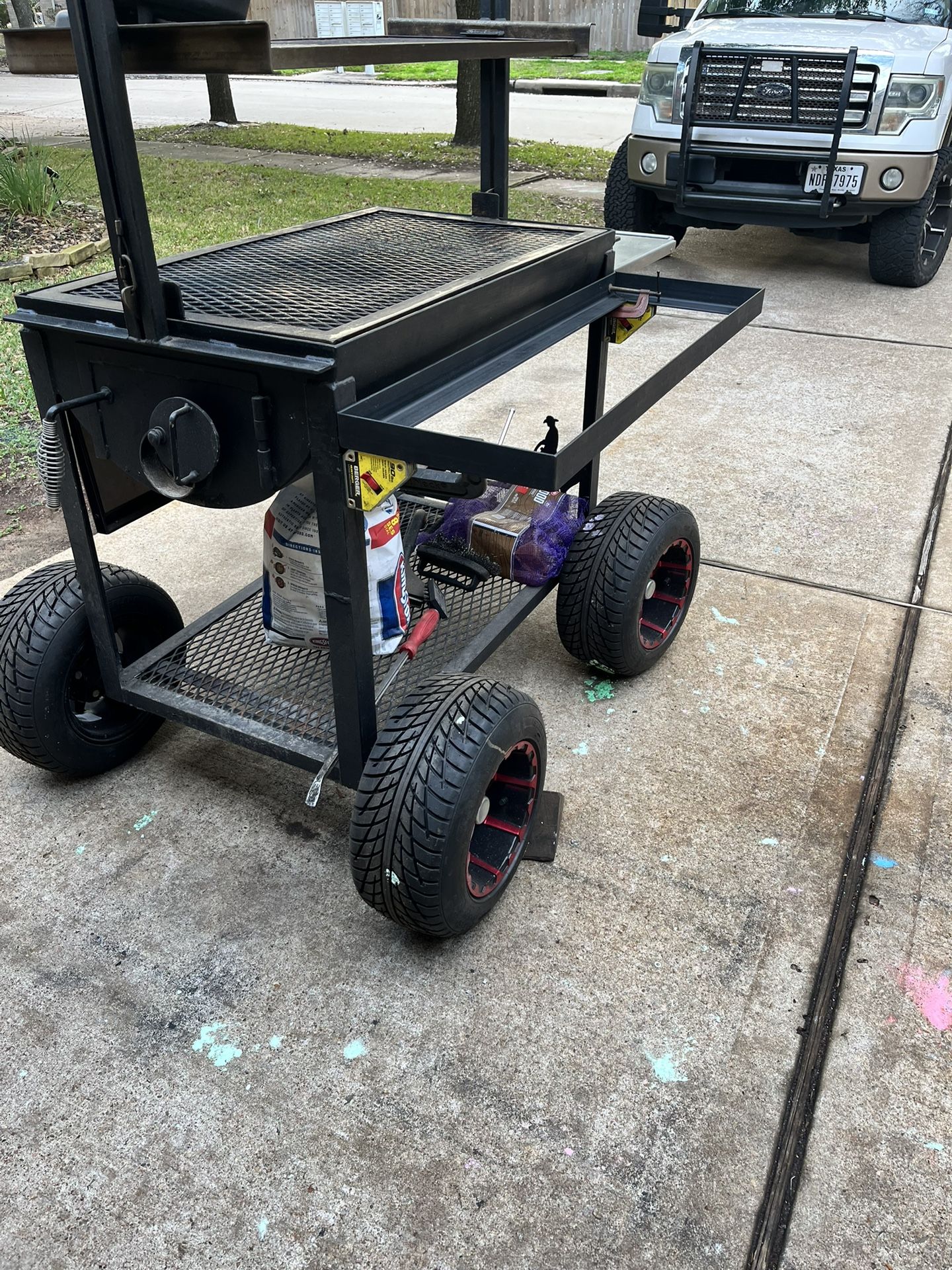 Custom Pit BBQ 