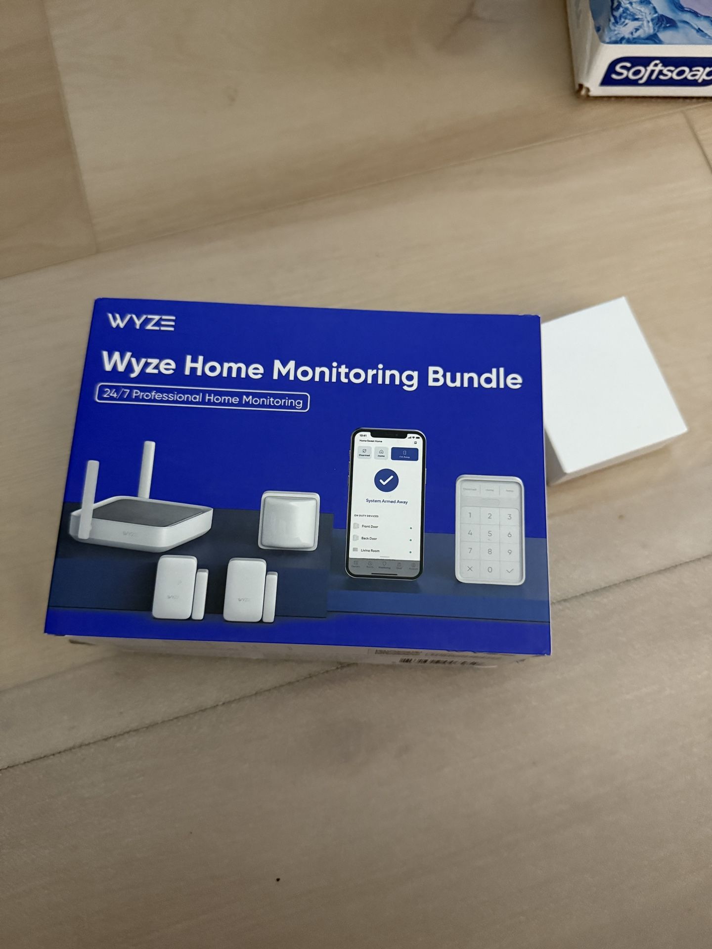 Wyze Home Monitoring With Bonus Water Detector Sensor 