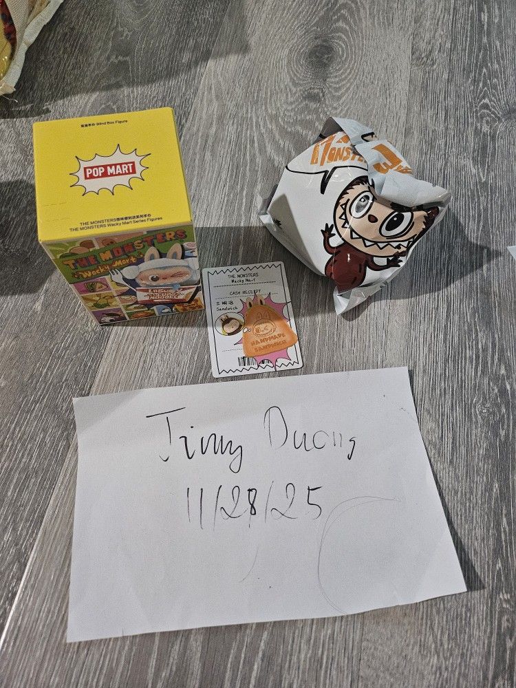 Labubu Wacky Mart Sandwich