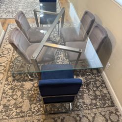 Dining Table For 6 People. Moving Sale