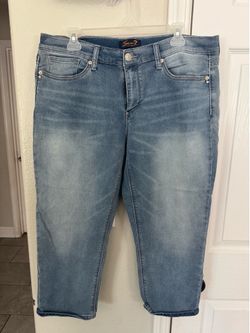 Women's Cropped Jeans Size 14