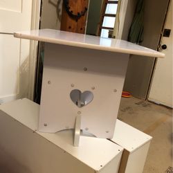 Kid Kraft Table