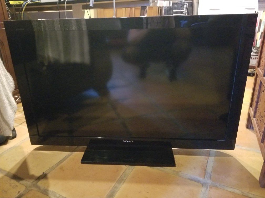Sony LCD Digital TV w/Sony Home Theater System