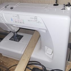 Maquina De Coser Kenmore 