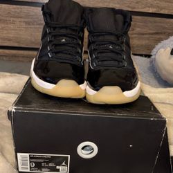 Jordan 11s Size 9