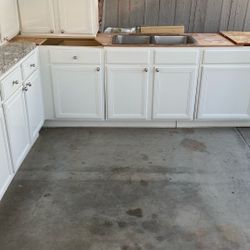 Kitchen Cabinets 