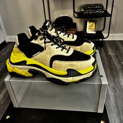 Triple S Sneakers. 
