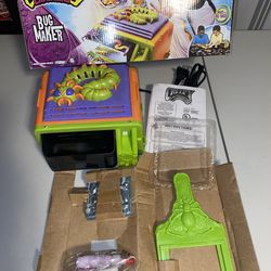 New Open Box RARE Creepy Crawlers Bug Maker Playset Lab Jakks Pacific